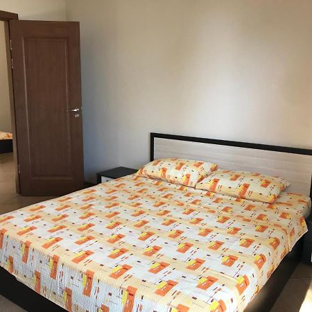 Стаи И Апартаменти Под Наем Sveti Vlas Exteriör bild