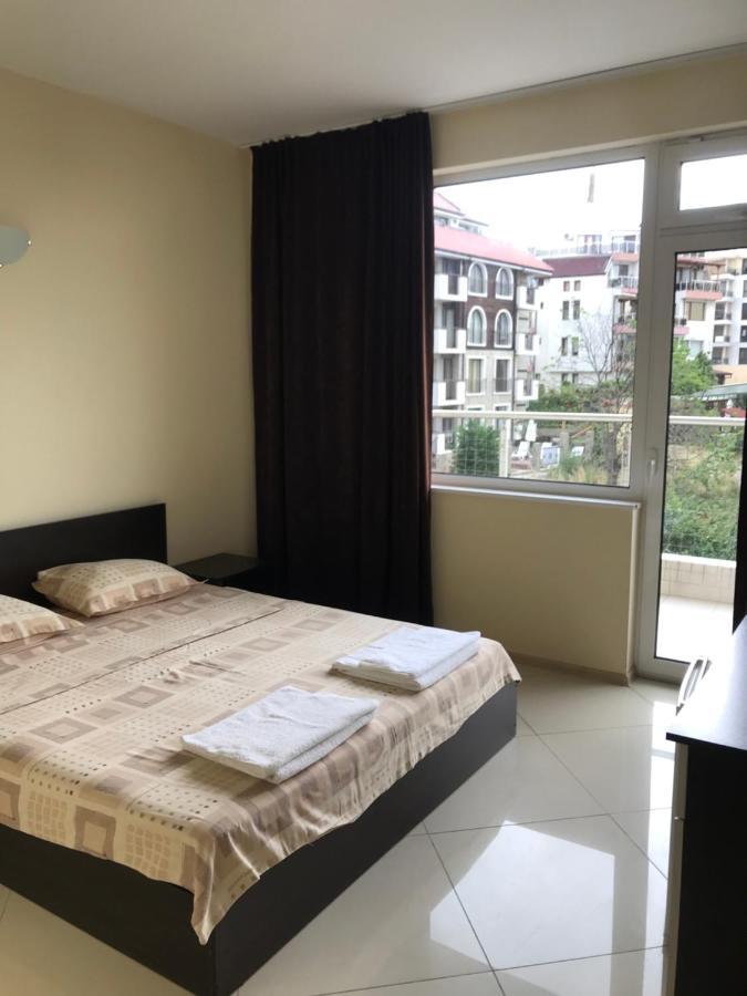 Стаи И Апартаменти Под Наем Sveti Vlas Exteriör bild