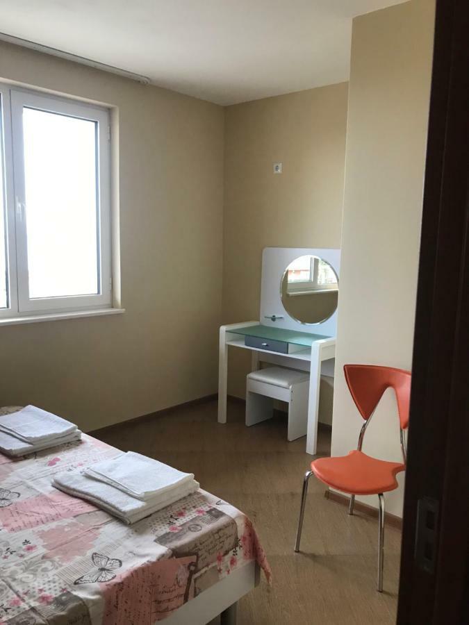 Стаи И Апартаменти Под Наем Sveti Vlas Exteriör bild